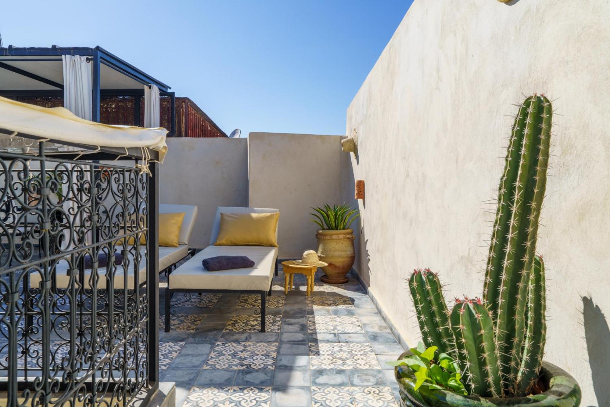 Riad 4 Chambres - Piscine & Petit Dejeuner Gratuit - Wifi Fibre Optique 마라케시 외부 사진