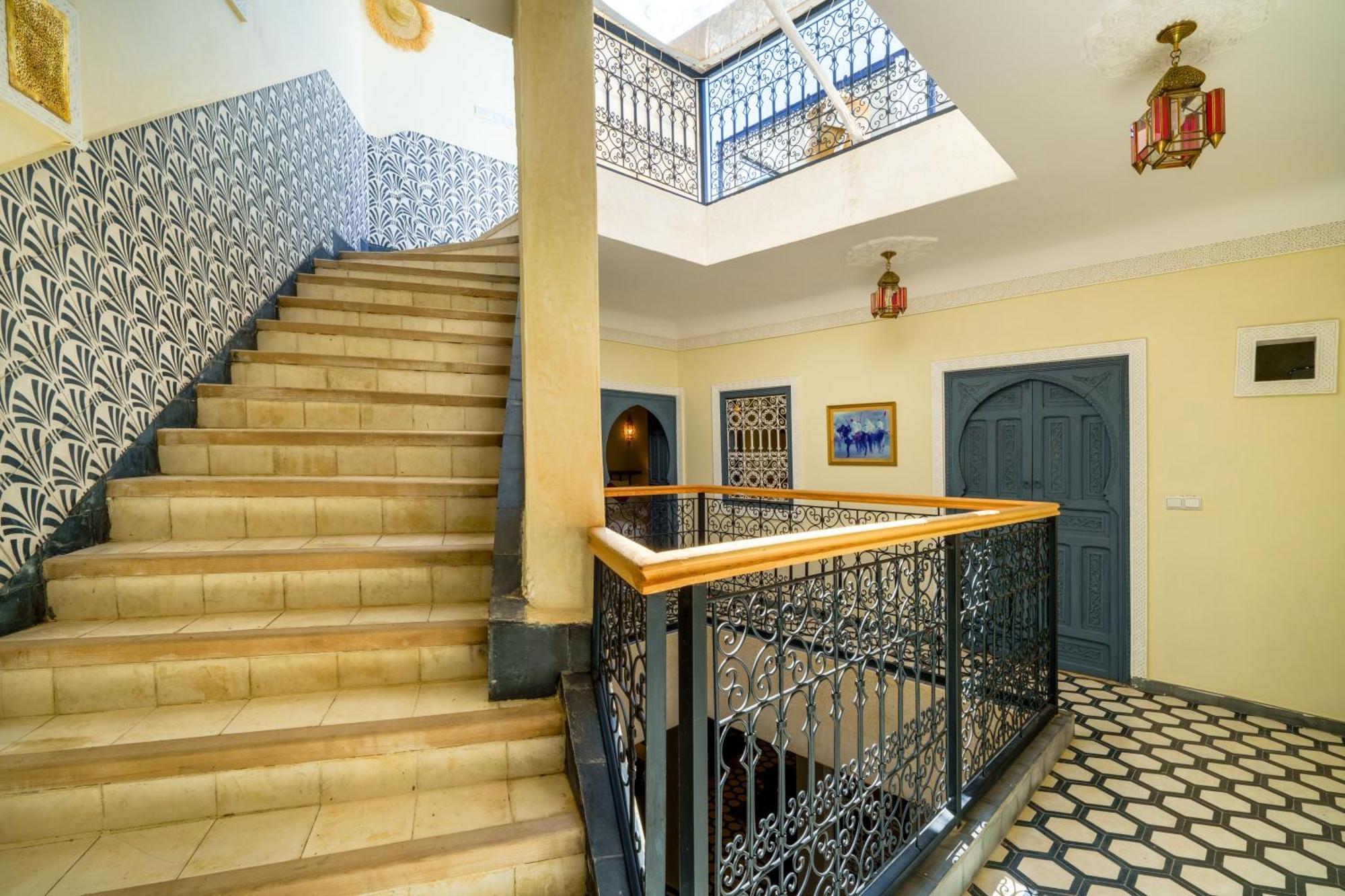 Riad 4 Chambres - Piscine & Petit Dejeuner Gratuit - Wifi Fibre Optique 마라케시 외부 사진