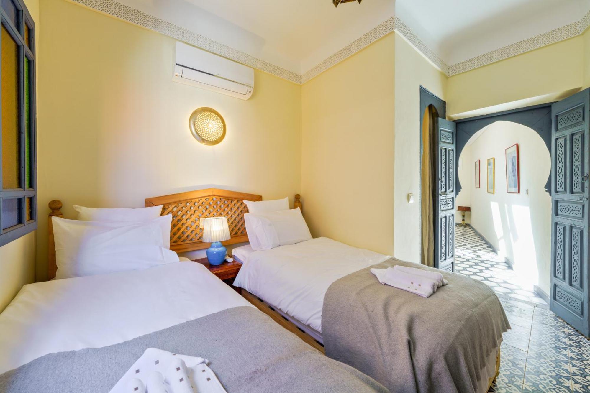 Riad 4 Chambres - Piscine & Petit Dejeuner Gratuit - Wifi Fibre Optique 마라케시 외부 사진