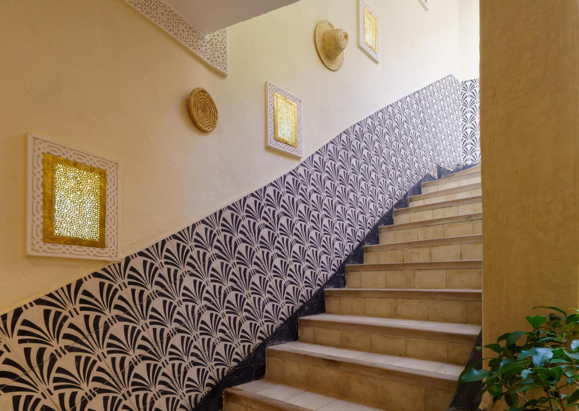Riad 4 Chambres - Piscine & Petit Dejeuner Gratuit - Wifi Fibre Optique 마라케시 외부 사진